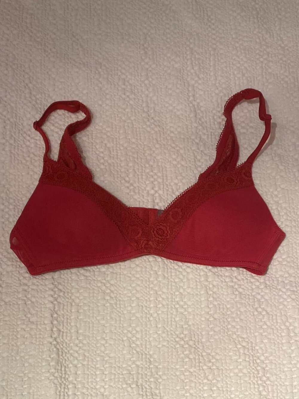 Aerie Red Lace Trim Plunge Bralette 32A - Like New